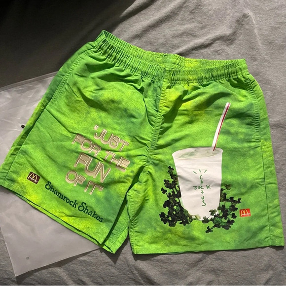 NWT TRAVIS SCOTT SHAMROCK SHAKE - Picture 5 of 6